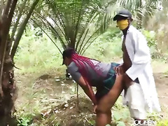 THE LOCAL DOCTOR TAKE ME TO THE BUSH TO FUCK MY LOCAL PUSSY QUEEN ANITA AFRICA